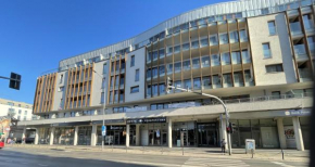 Garbary 100 White Apartment, parking, self check-in 24h, air-conditioning